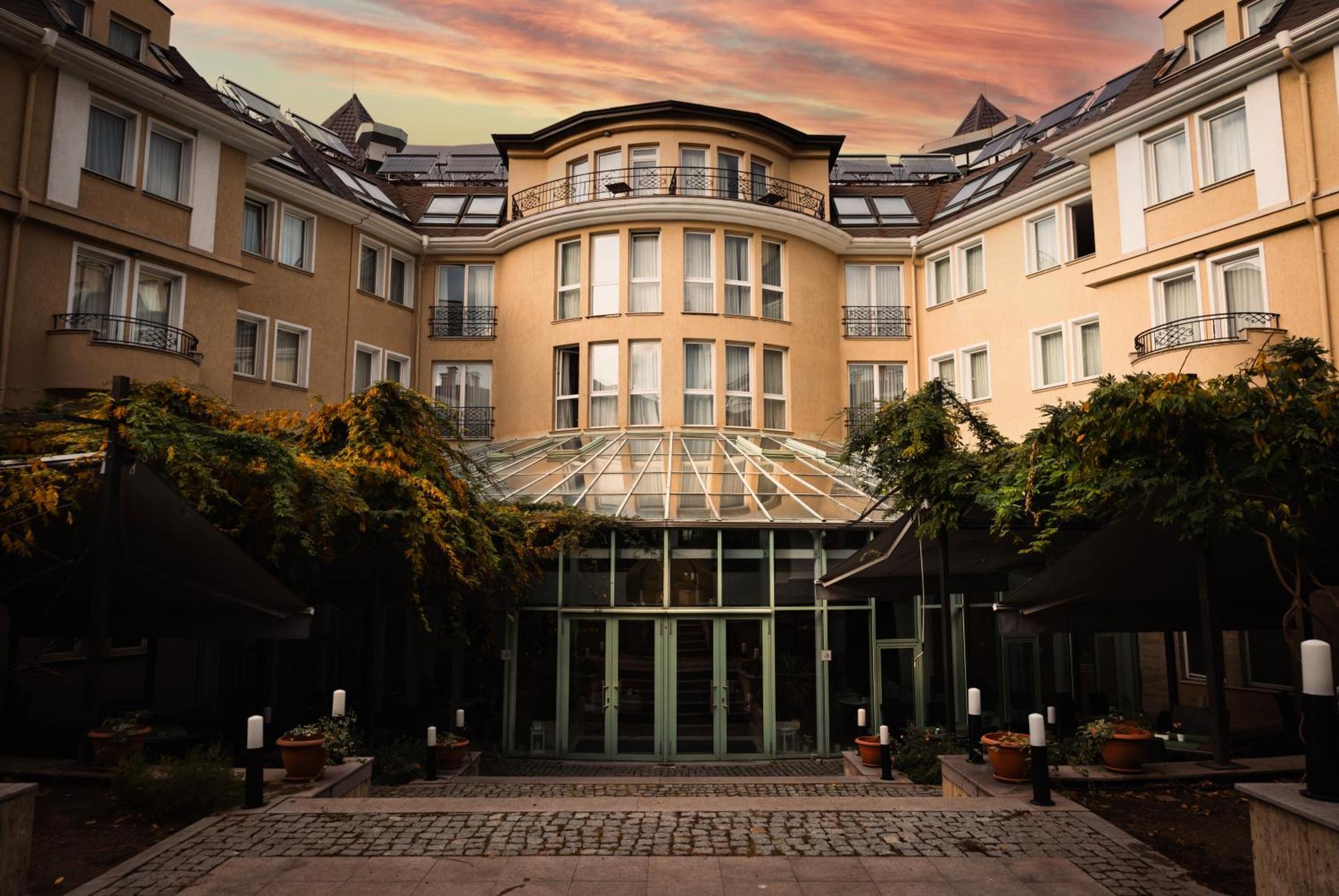 Maison Sofia - Mgallery Exterior photo The Hotel's entrance
